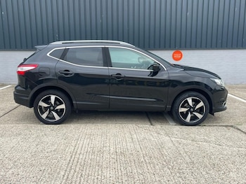 Used Nissan Qashqai 2016 for sale - 76147890: Photo 4