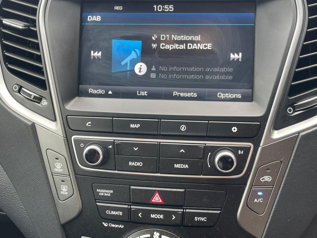 Used Hyundai Santa Fe 2016 for sale - 75831052: Photo 16