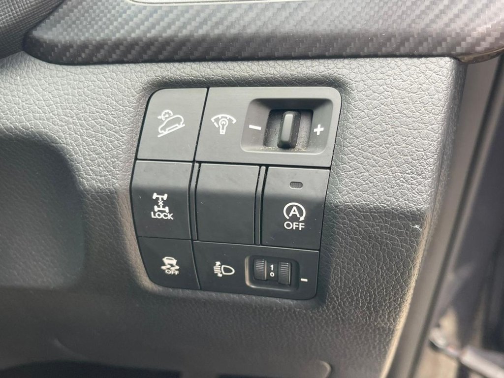 Used Hyundai Santa Fe 2016 for sale - 75831052: Photo 29