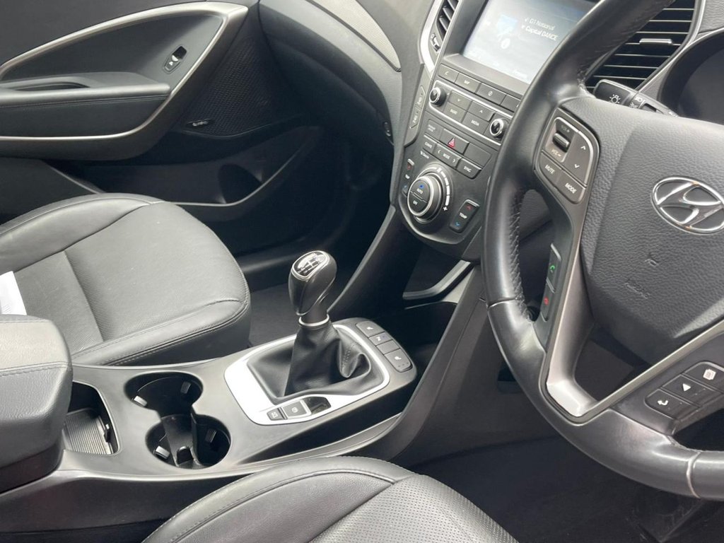 Used Hyundai Santa Fe 2016 for sale - 75831052: Photo 32