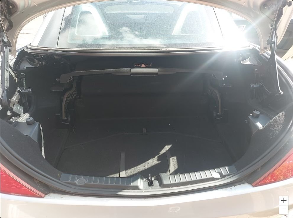 Used Mercedes-Benz SLK 2011 for sale - 76147895: Photo 14