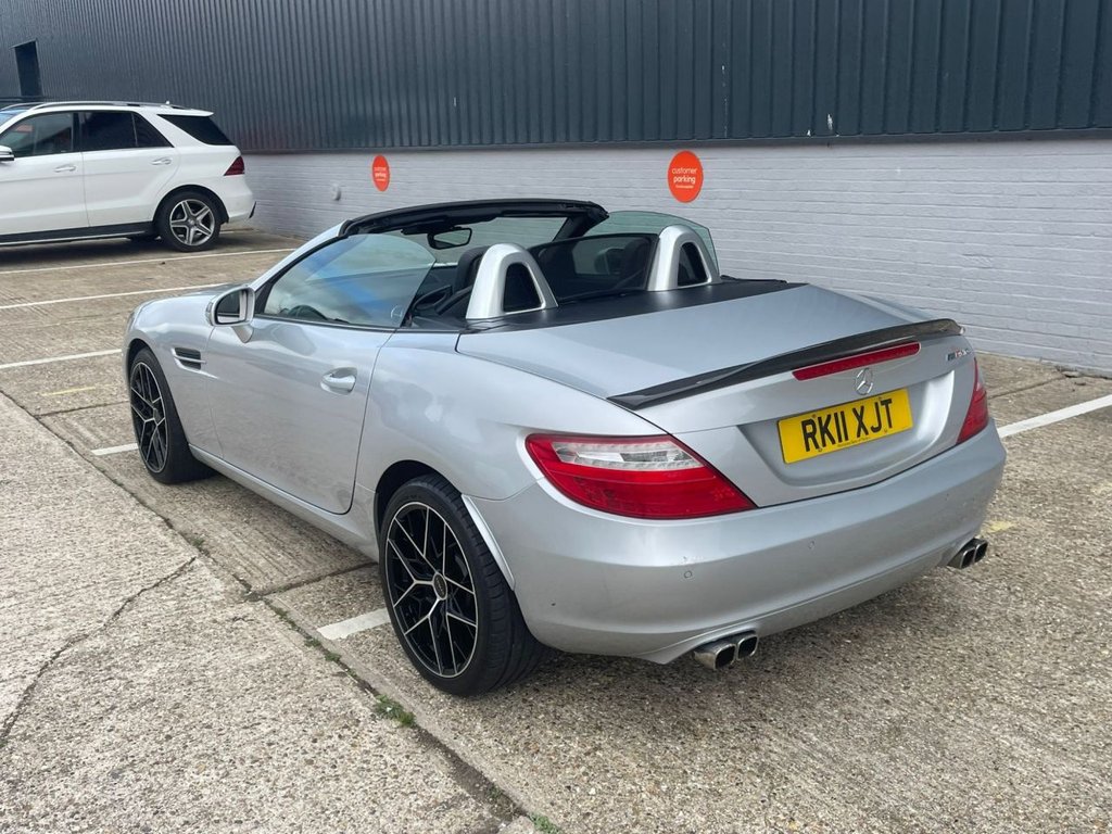 Used Mercedes-Benz SLK 2011 for sale - 76147895: Photo 27