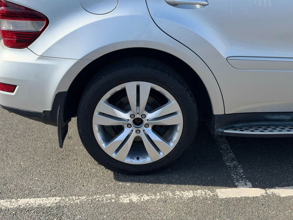 Used Mercedes-Benz M Class 2012 for sale - 77967031: Photo 24