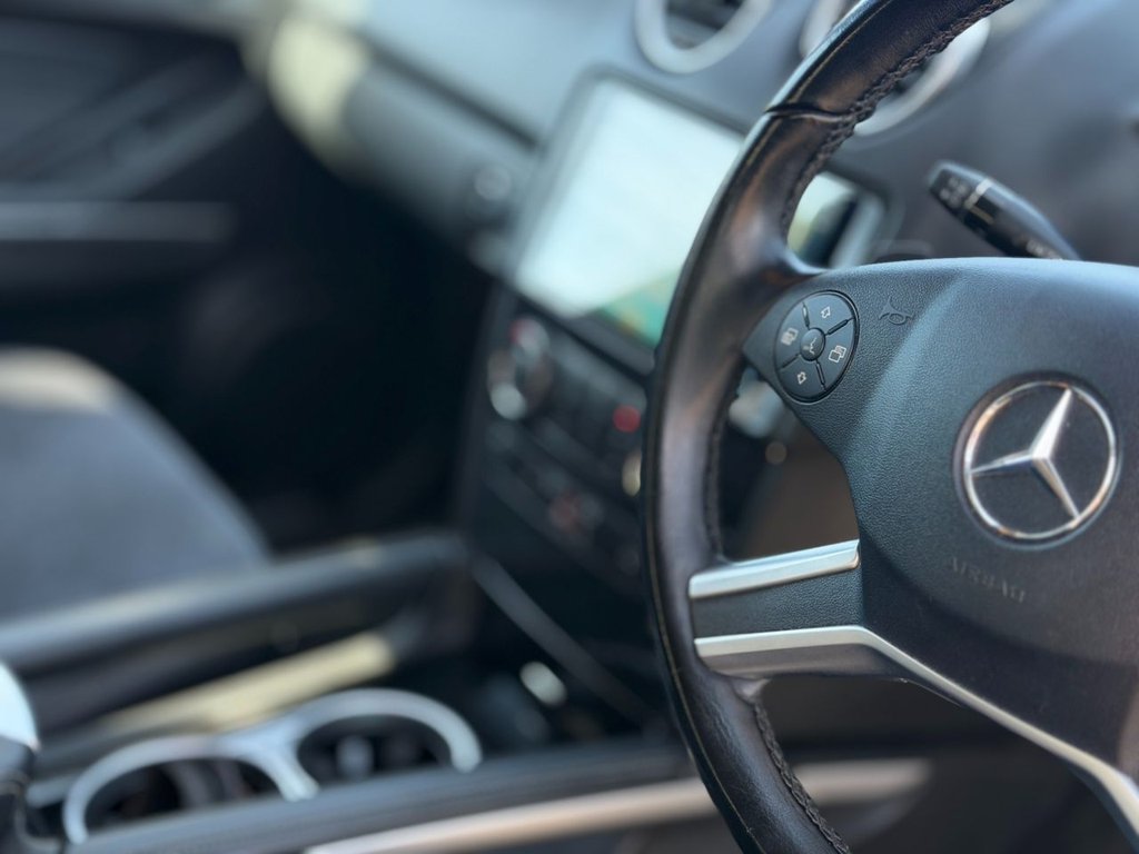 Used Mercedes-Benz M Class 2012 for sale - 77967031: Photo 34