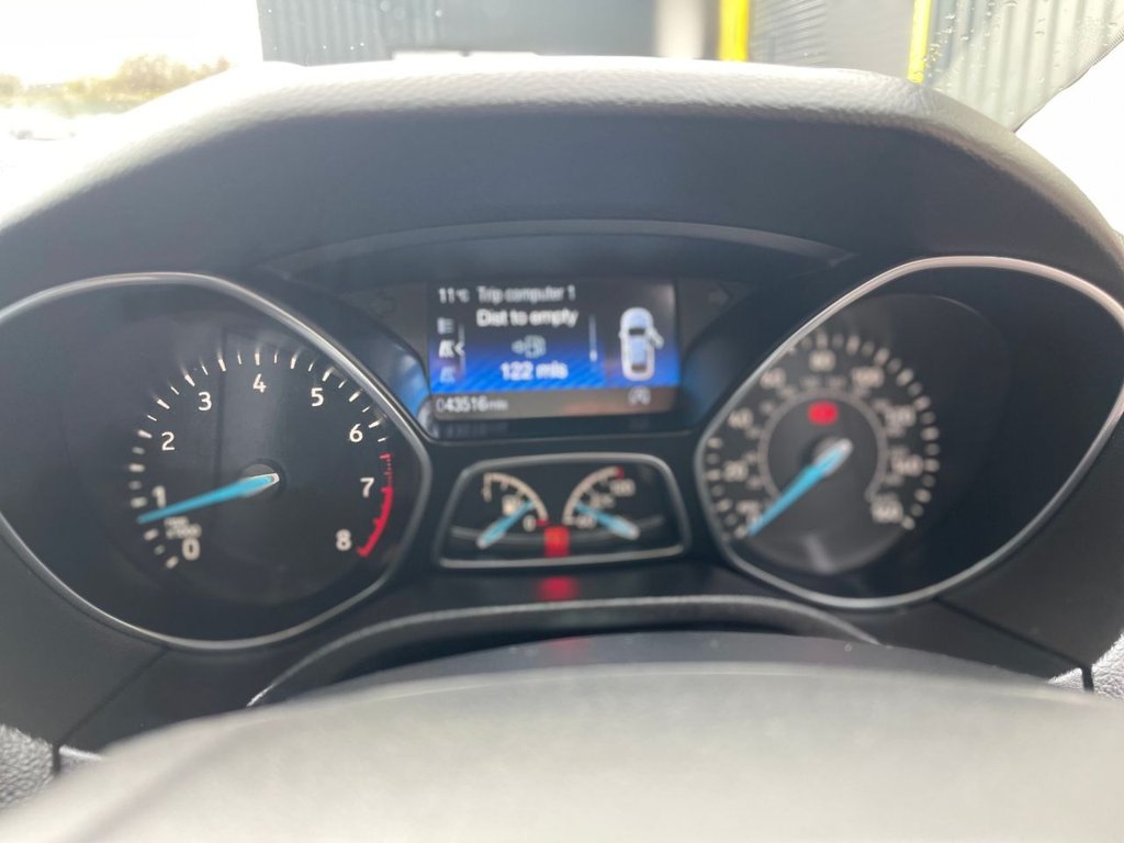 Used Ford Focus 2015 for sale - 76962172: Photo 14