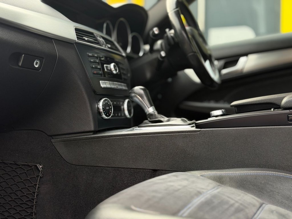 Used Mercedes-Benz C Class 2015 for sale - 77014576: Photo 44