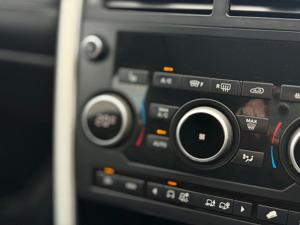 Used Land Rover Discovery Sport 2015 for sale - 77383855: Photo 19