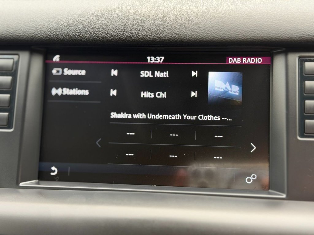 Used Land Rover Discovery Sport 2015 for sale - 77383855: Photo 24