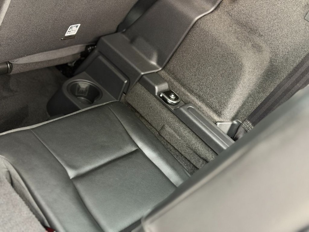 Used Land Rover Discovery Sport 2015 for sale - 77383855: Photo 44