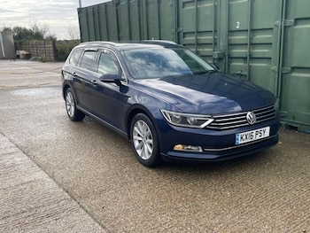 Used Volkswagen Passat 2016 for sale - 75830499: Photo