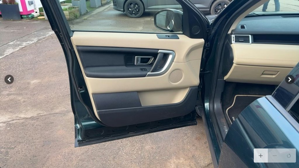 Used Land Rover Discovery Sport 2015 for sale - 77313610: Photo 22