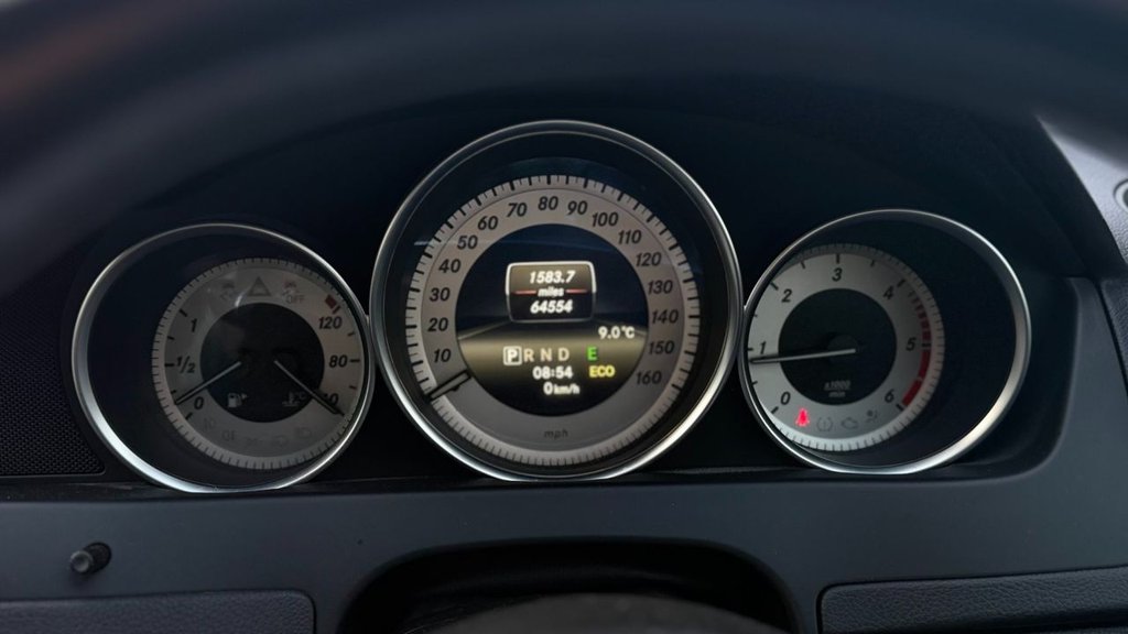Used Mercedes-Benz C Class 2014 for sale - 77188613: Photo 32