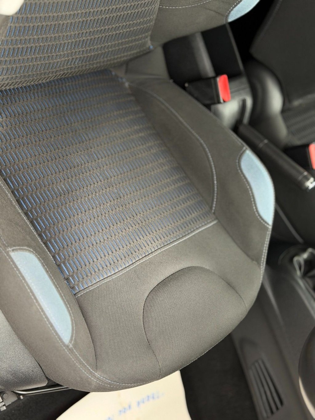 Used Peugeot 208 2012 for sale - 77692658: Photo 15