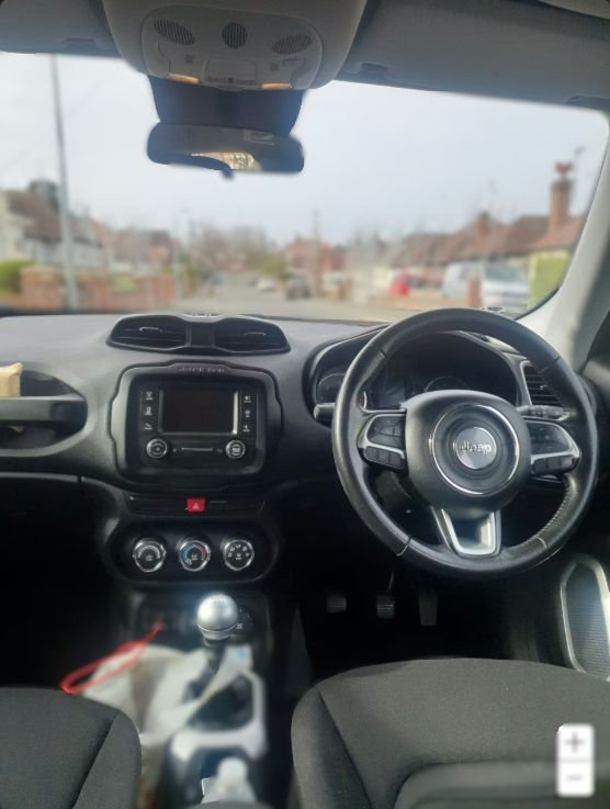 Used Jeep Renegade 2015 for sale - 78200332: Photo 9