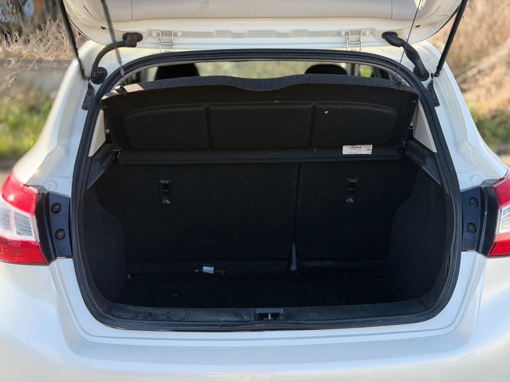 Used Nissan Pulsar 2016 for sale - 77632136: Photo 36