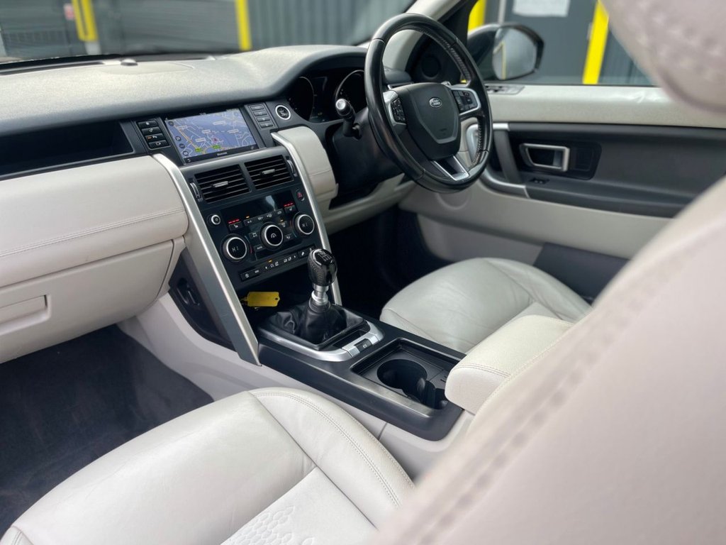 Used Land Rover Discovery Sport 2017 for sale - 76797655: Photo 13