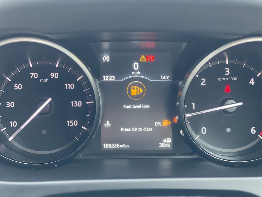 Used Land Rover Discovery Sport 2017 for sale - 76797655: Photo 25