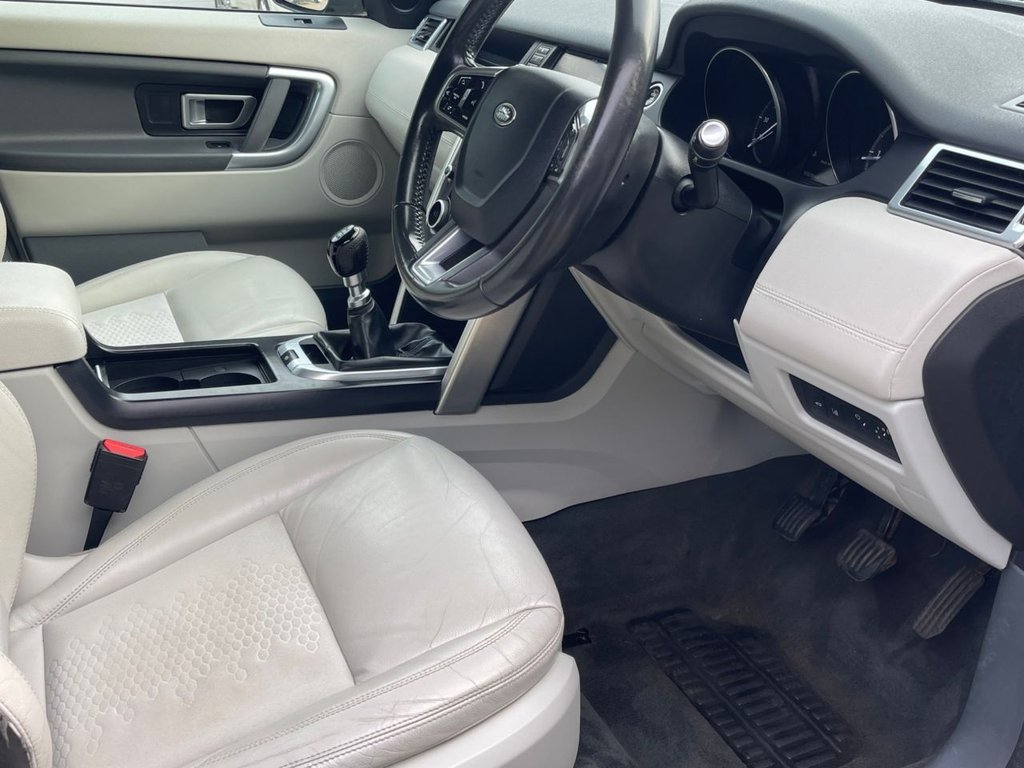 Used Land Rover Discovery Sport 2017 for sale - 76797655: Photo 32