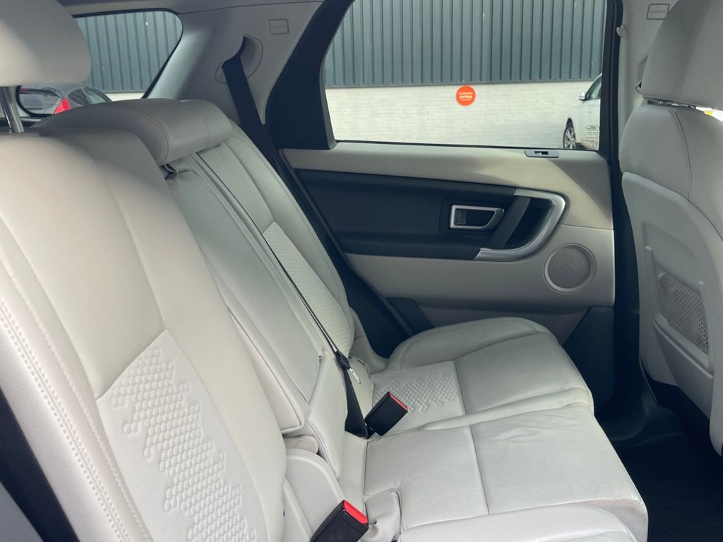 Used Land Rover Discovery Sport 2017 for sale - 76797655: Photo 42