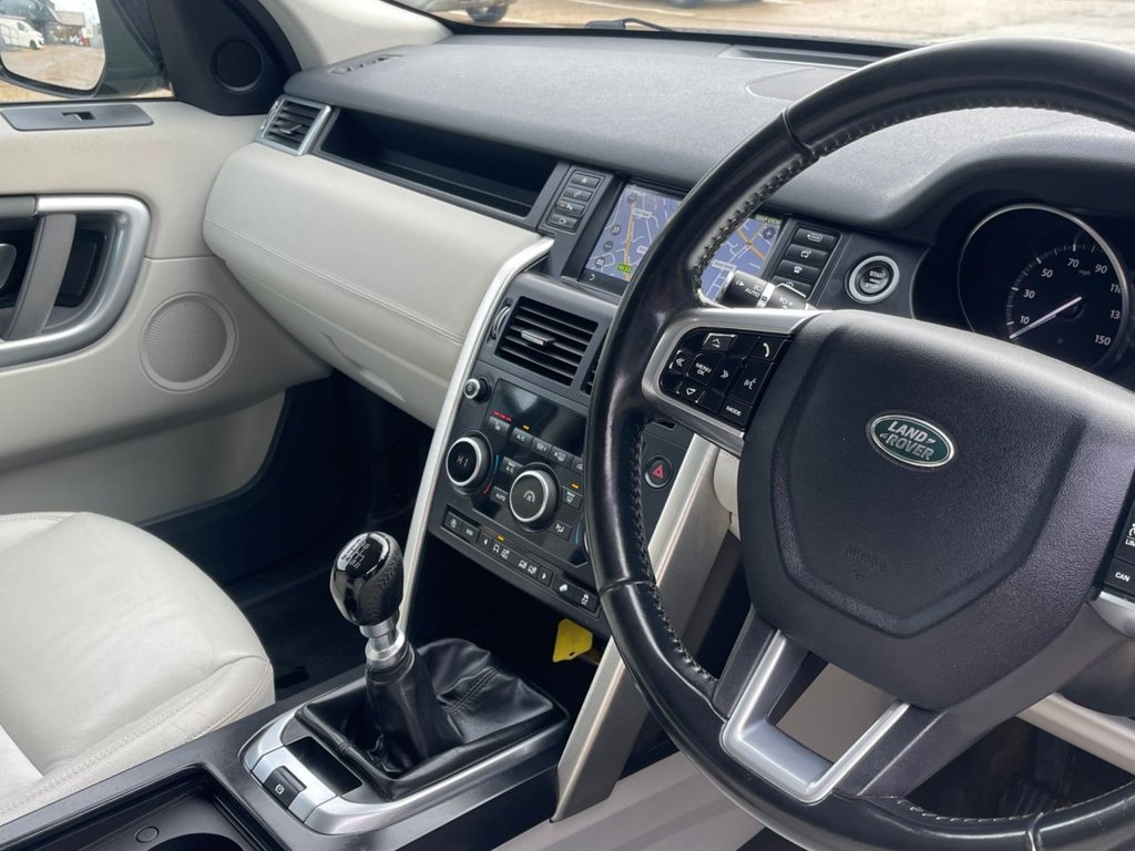 Used Land Rover Discovery Sport 2017 for sale - 76797655: Photo 8
