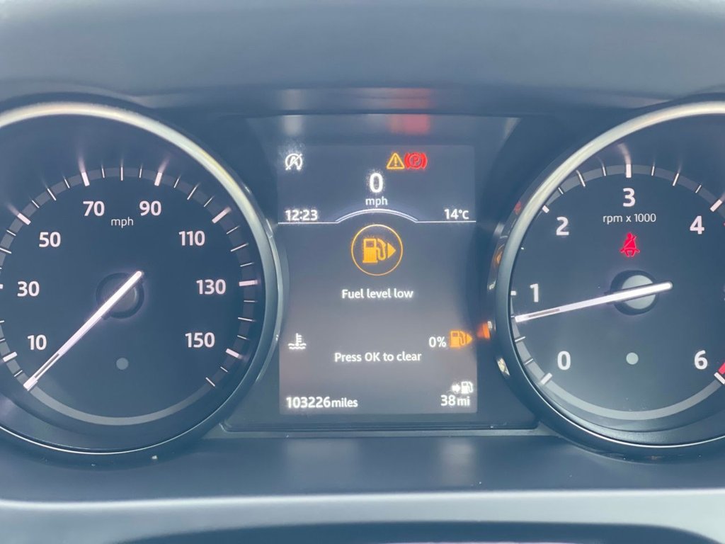 Used Land Rover Discovery Sport 2017 for sale - 76797655: Photo 9