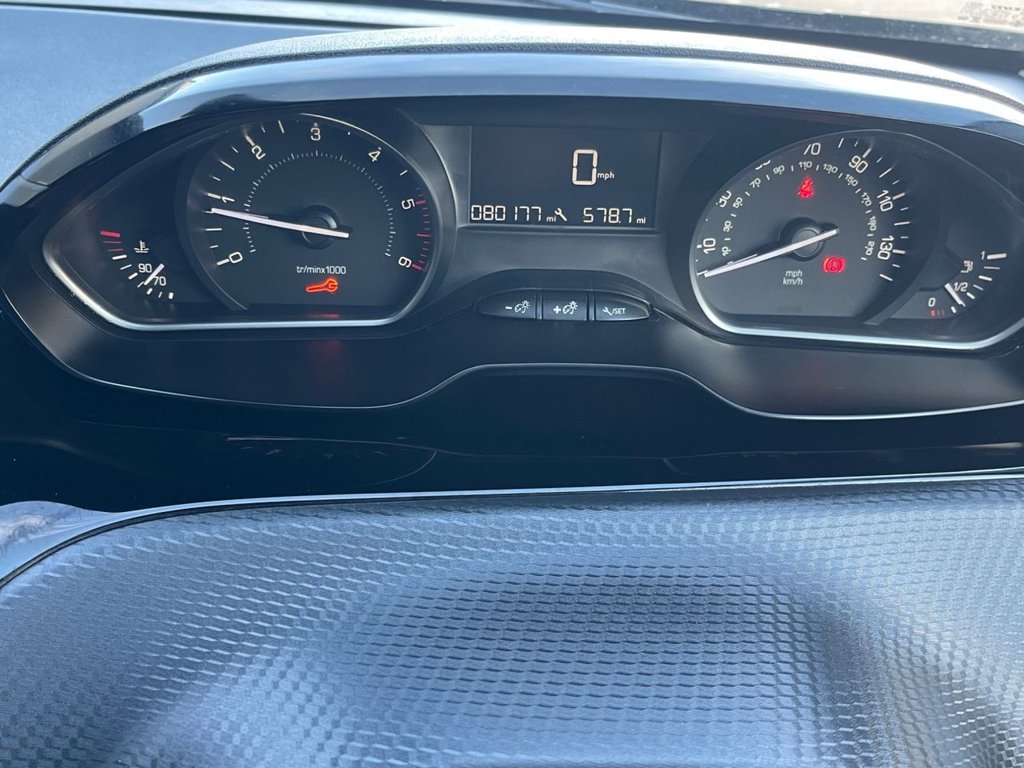 Used Peugeot 2008 2019 for sale - 76962199: Photo 25