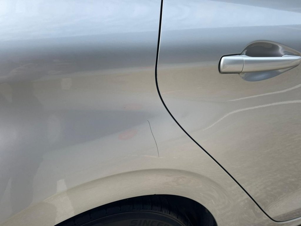 Used Peugeot 208 2015 for sale - 76147302: Photo 18
