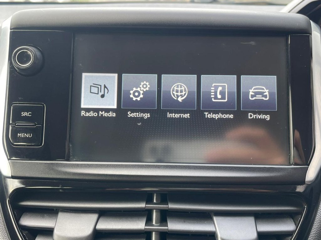 Used Peugeot 208 2015 for sale - 76147302: Photo 24