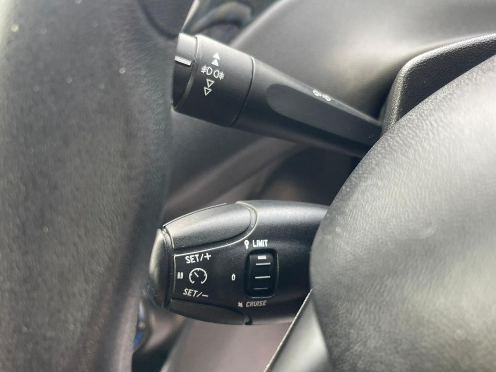 Used Peugeot 208 2015 for sale - 76147302: Photo 27