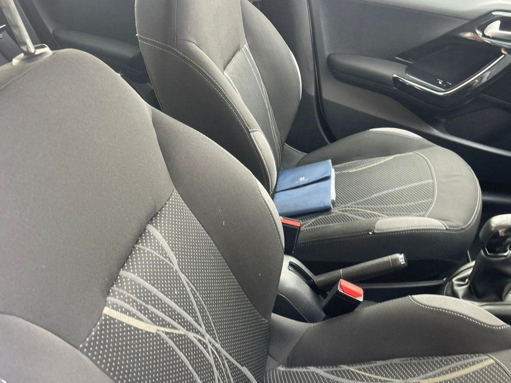 Used Peugeot 208 2015 for sale - 76147302: Photo 37