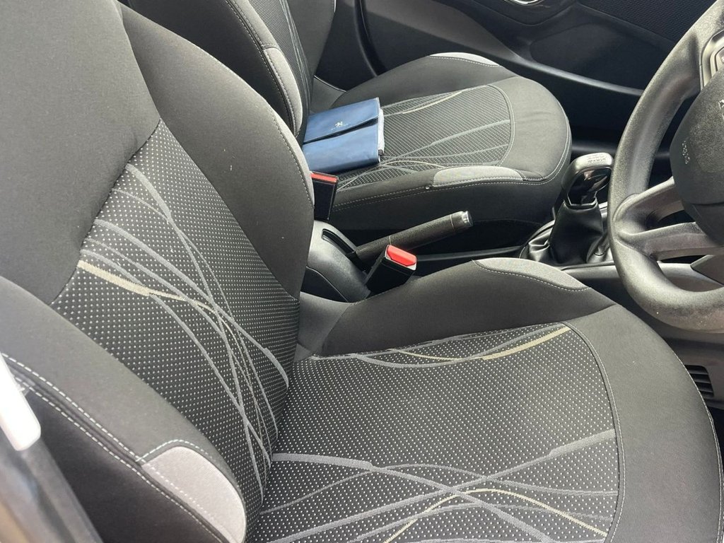 Used Peugeot 208 2015 for sale - 76147302: Photo 39