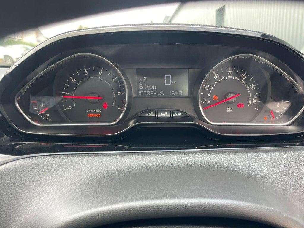 Used Peugeot 208 2015 for sale - 76147302: Photo 5