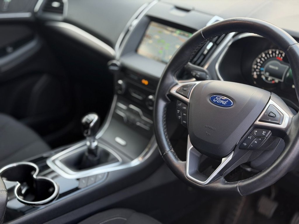 Used Ford S-Max 2015 for sale - 77805917: Photo 11