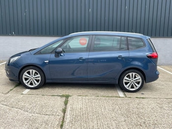 Used Vauxhall Zafira Tourer 2015 for sale - 75473333: Photo