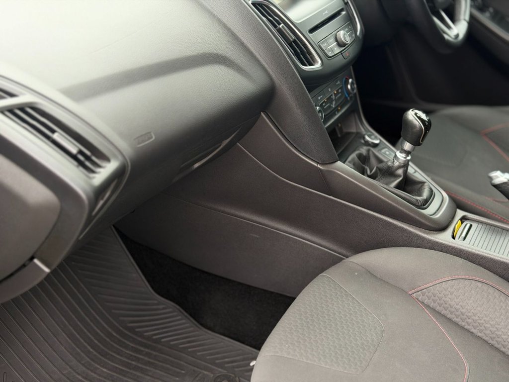 Used Ford Focus 2016 for sale - 77919904: Photo 16