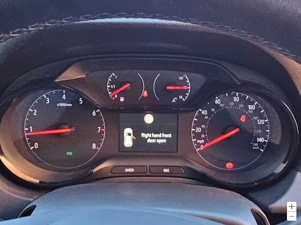 Used Vauxhall Grandland X 2018 for sale - 76520750: Photo 10