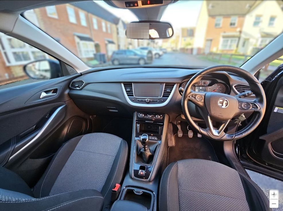 Used Vauxhall Grandland X 2018 for sale - 76520750: Photo 9