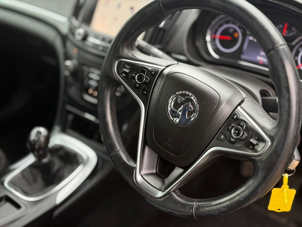 Used Vauxhall Insignia 2015 for sale - 77631953: Photo 10