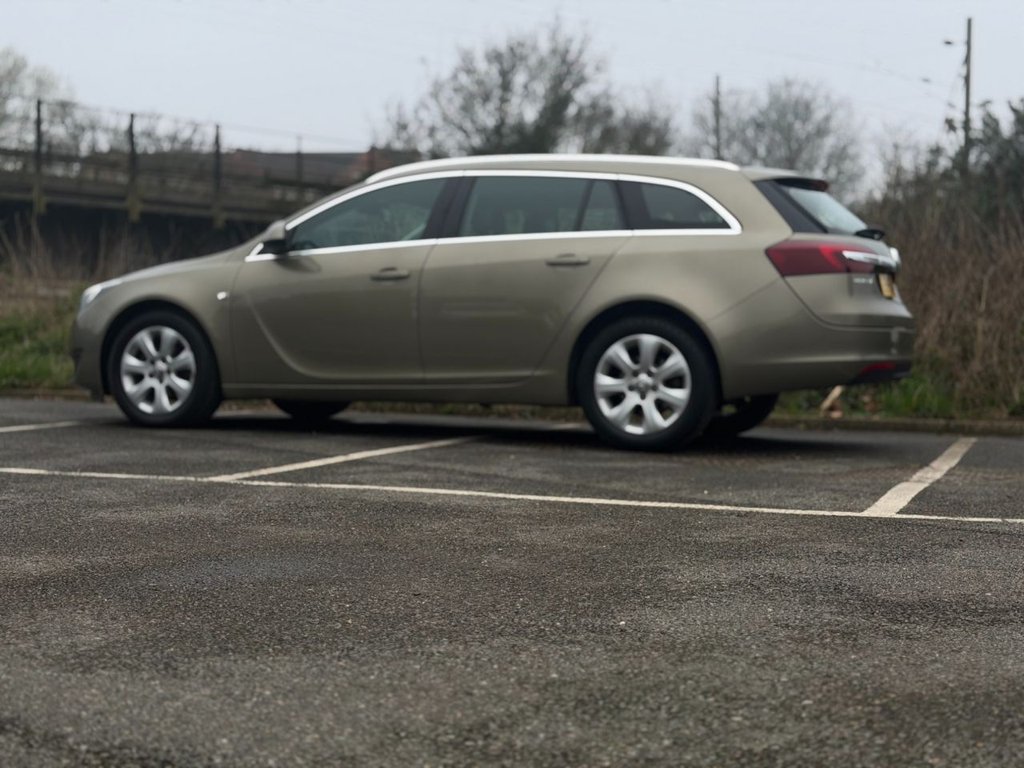 Used Vauxhall Insignia 2015 for sale - 77631953: Photo 26