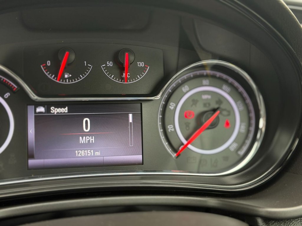 Used Vauxhall Insignia 2015 for sale - 77631953: Photo 7