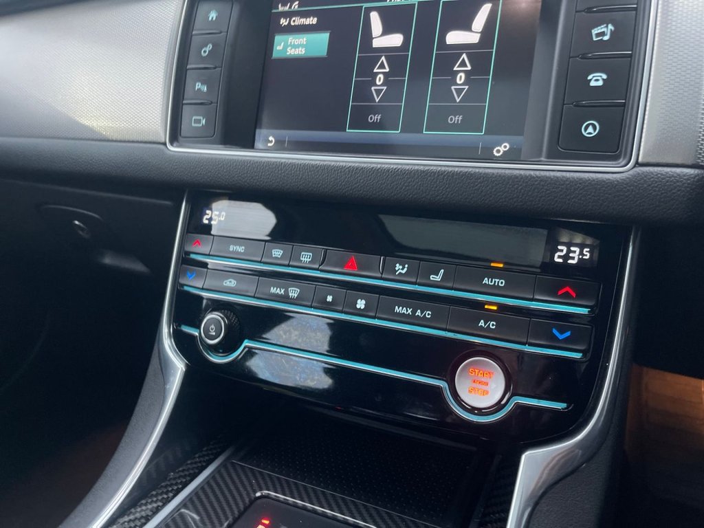 Used Jaguar XF 2016 for sale - 76546824: Photo 24