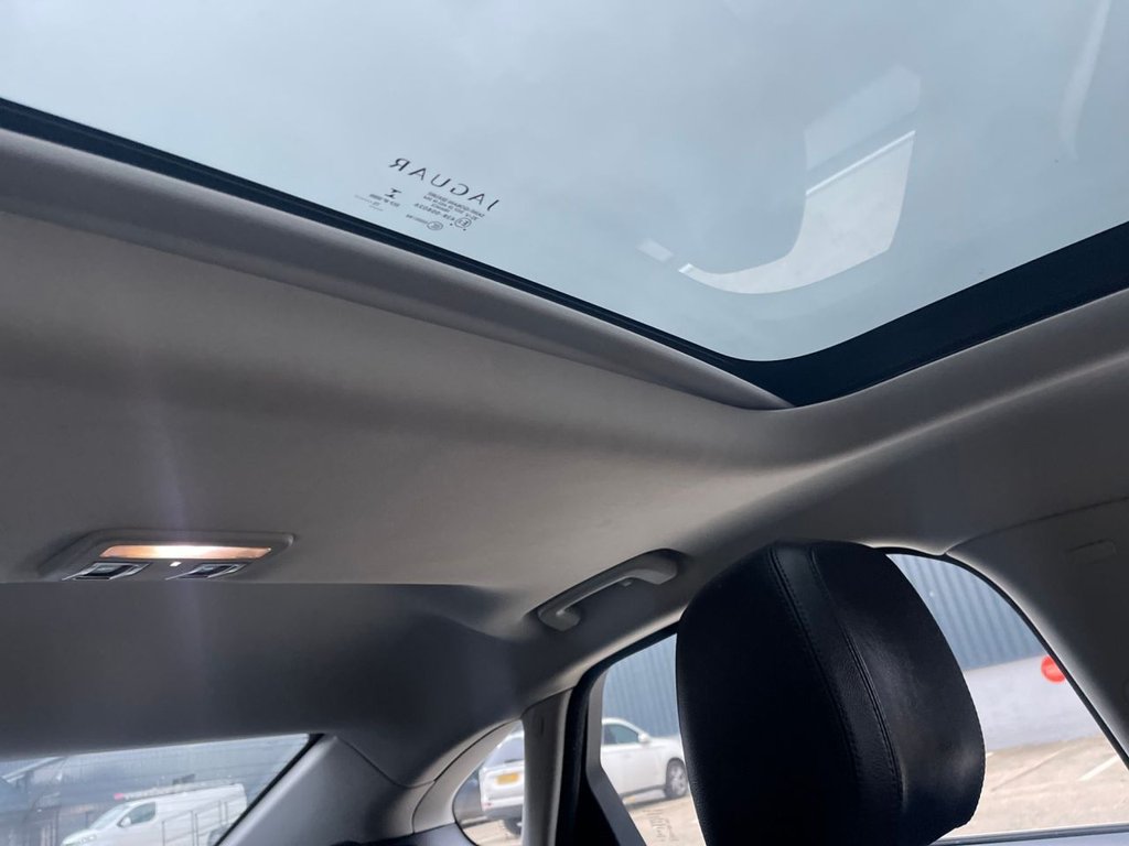 Used Jaguar XF 2016 for sale - 76546824: Photo 32