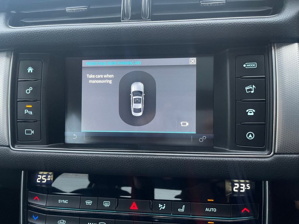 Used Jaguar XF 2016 for sale - 76546824: Photo 33