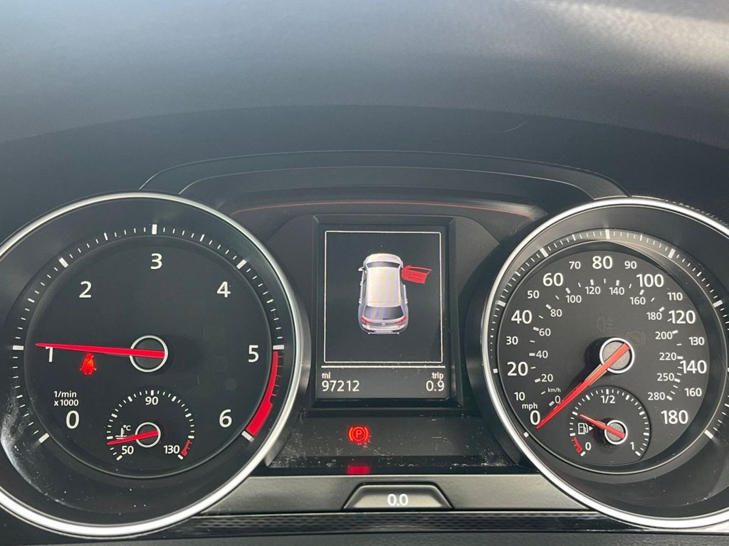 Used Volkswagen Golf 2015 for sale - 76454191: Photo 30