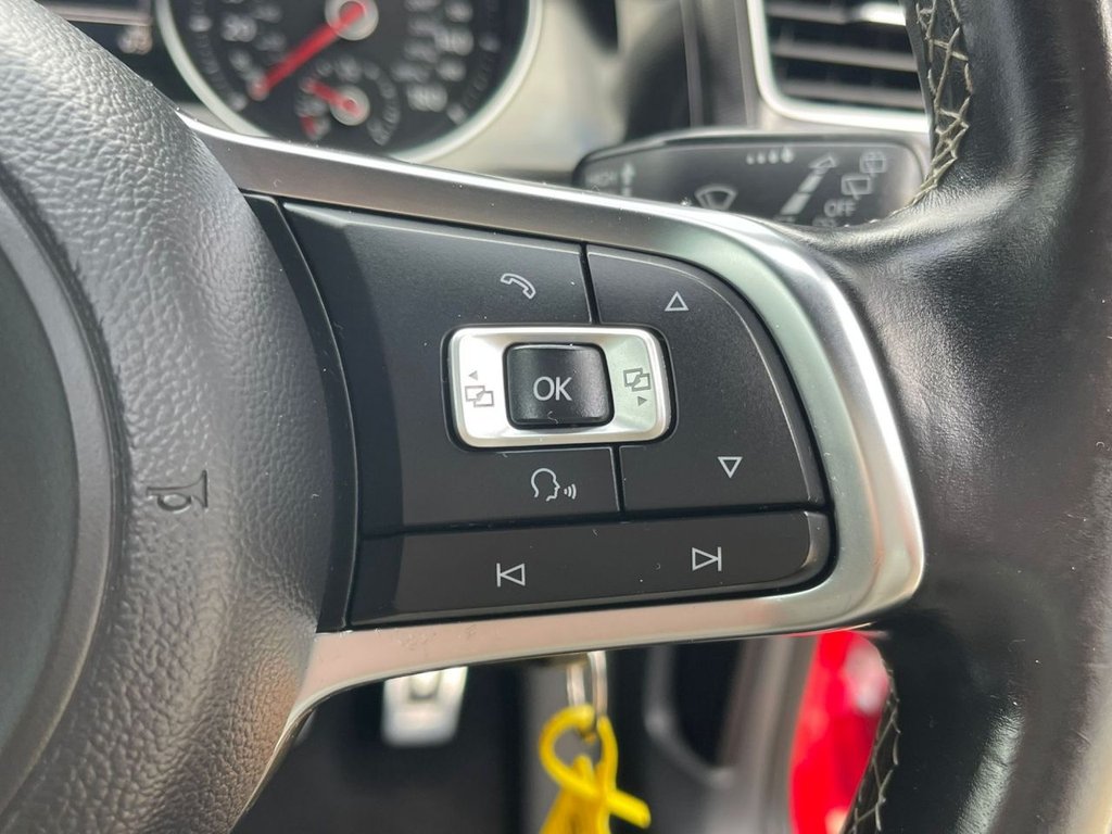 Used Volkswagen Golf 2015 for sale - 76454191: Photo 33