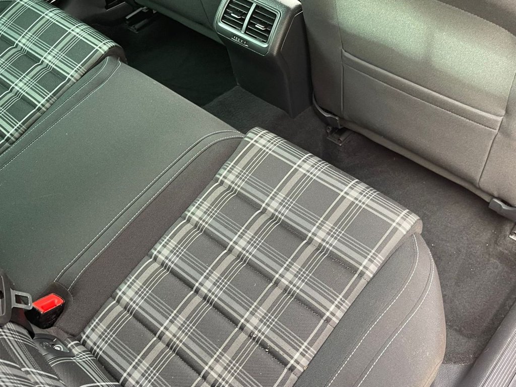 Used Volkswagen Golf 2015 for sale - 76454191: Photo 49