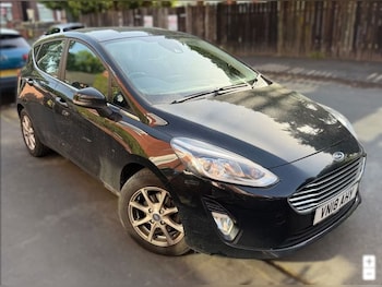 Used Ford Fiesta 2018 for sale - 79221152: Photo