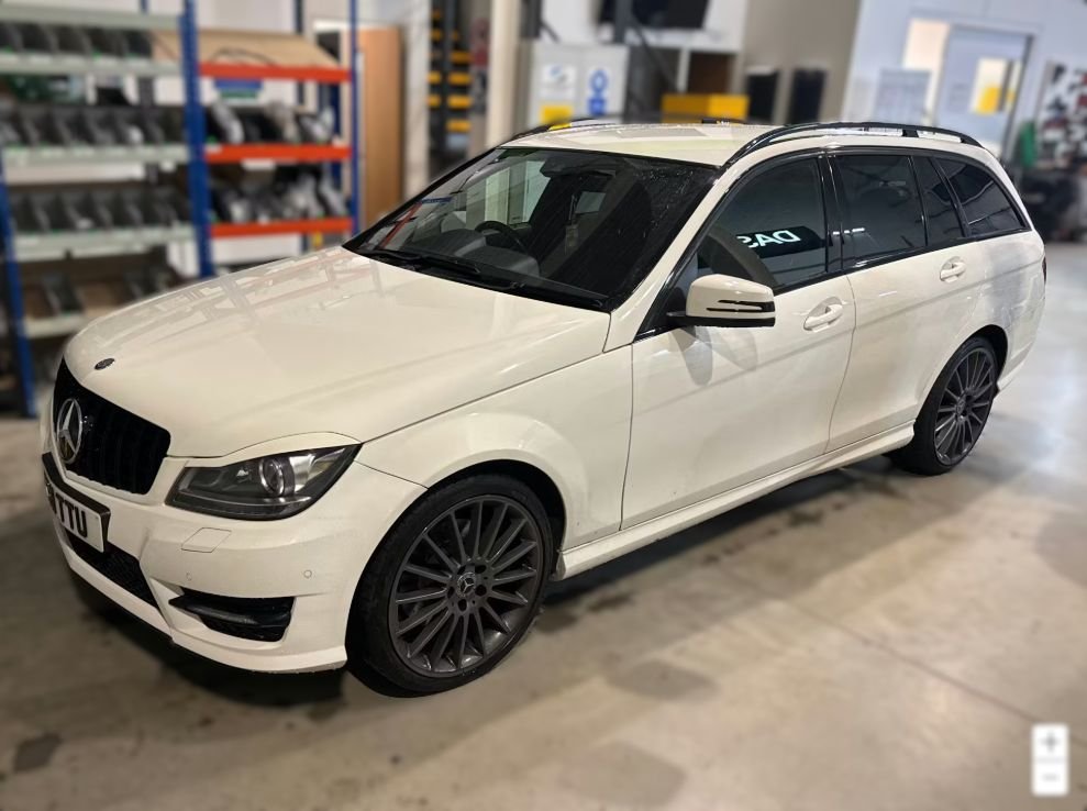 Used Mercedes-Benz C Class 2011 for sale - 77693186: Photo 14