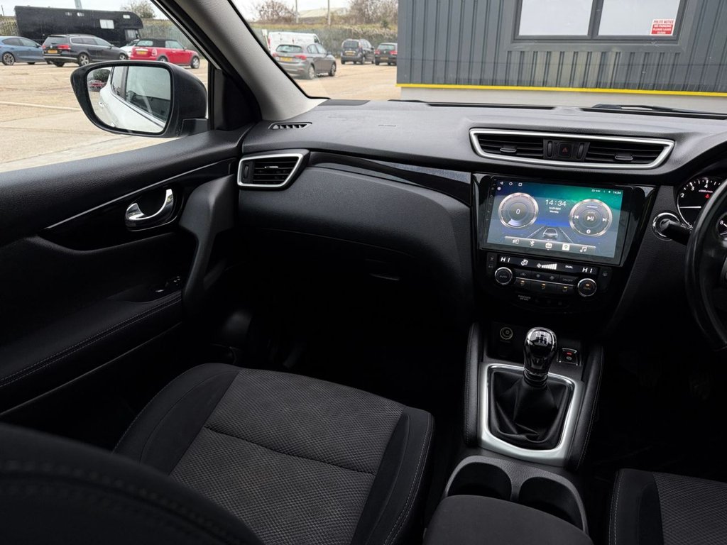 Used Nissan Qashqai 2017 for sale - 77212151: Photo 32