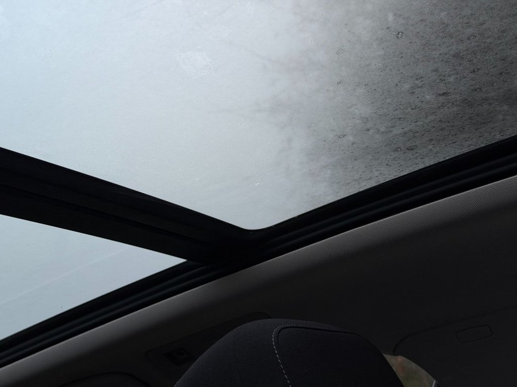 Used Volkswagen Touran 2016 for sale - 77383926: Photo 12